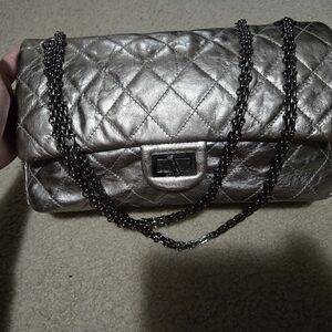 Elegant Silver Quilted Chain Bag